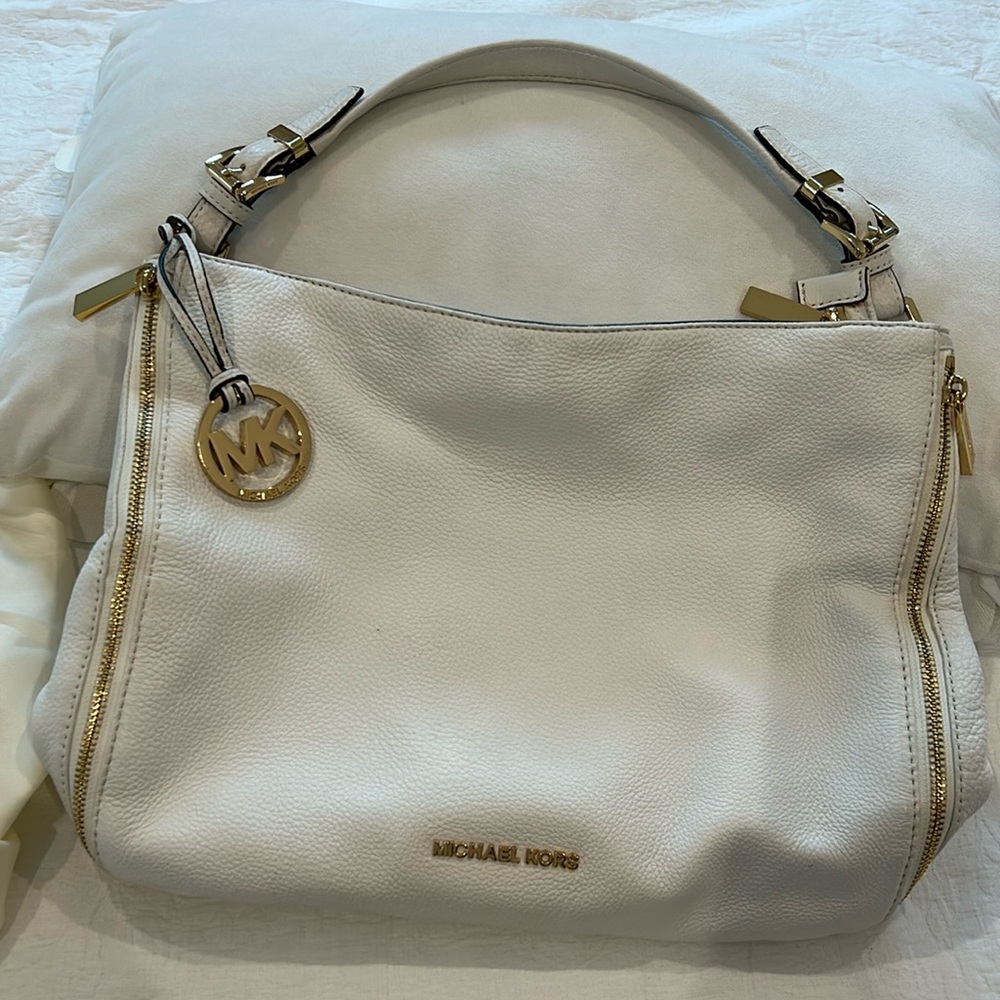 Michael Kors white leather shoulder bag